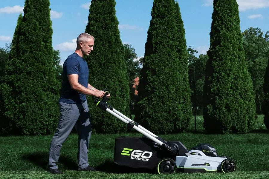 self propelled cordless lawn mowers